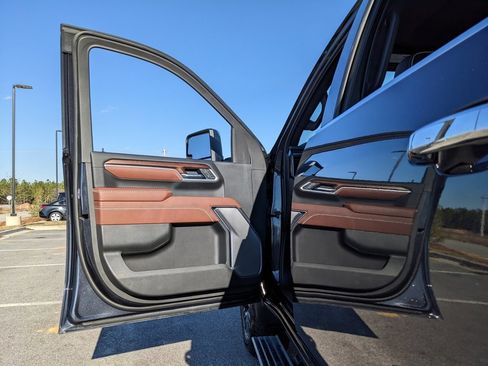 Used 2025 GMC Sierra 2500 Denali Ultimate image 61