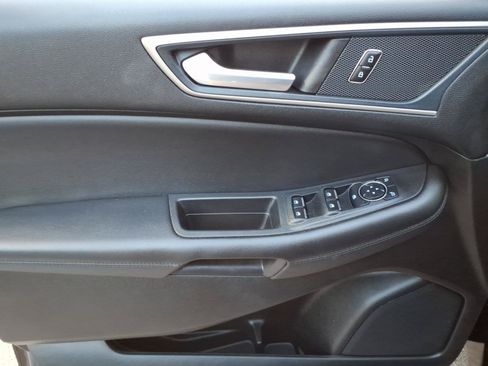 Certified 2024 Ford Edge SEL AWD/4WD image 9