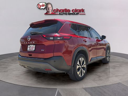 Used 2021 Nissan Rogue SV FWD image 5