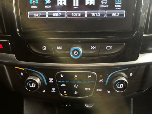 Used 2018 Chevrolet Traverse Premier w/ Redline Edition FWD image 7