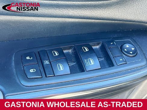 Used 2014 Jeep Cherokee Limited w/ Technology Group image 17