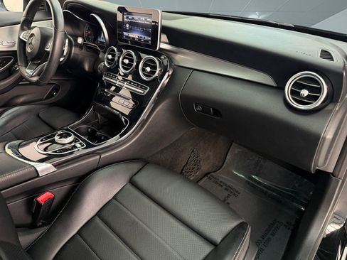 Used 2018 Mercedes-Benz C 300 C 300 image 19
