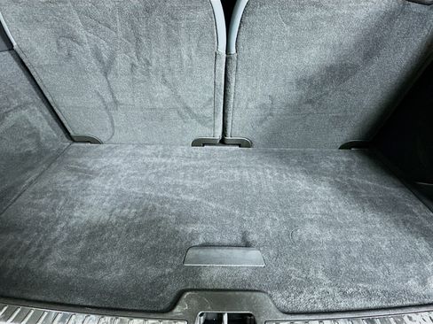 Used 2024 Volvo XC90 B6 Ultimate w/ Protection Package Premier image 31