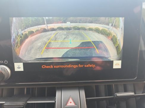 Used 2024 Toyota RAV4 XLE image 30