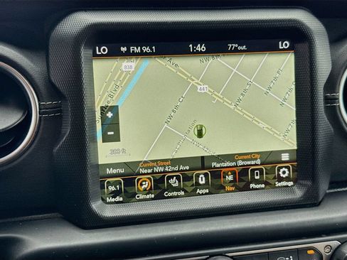 Used 2023 Jeep Wrangler Unlimited Sahara w/ Cold Weather Group AWD/4WD image 14