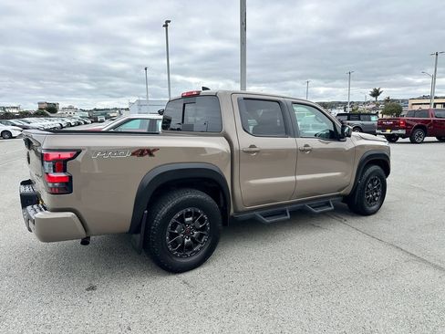 Used 2023 Nissan Frontier PRO-4X w/ Pro-4X Premium Package AWD/4WD image 12