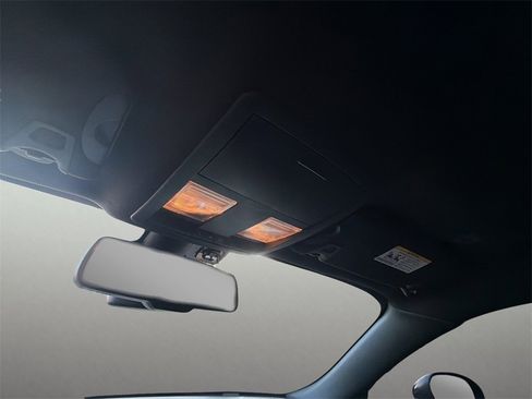 Used 2018 Dodge Challenger SXT w/ Driver Convenience Group image 29