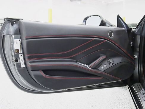 Used 2016 Ferrari California T RWD image 30