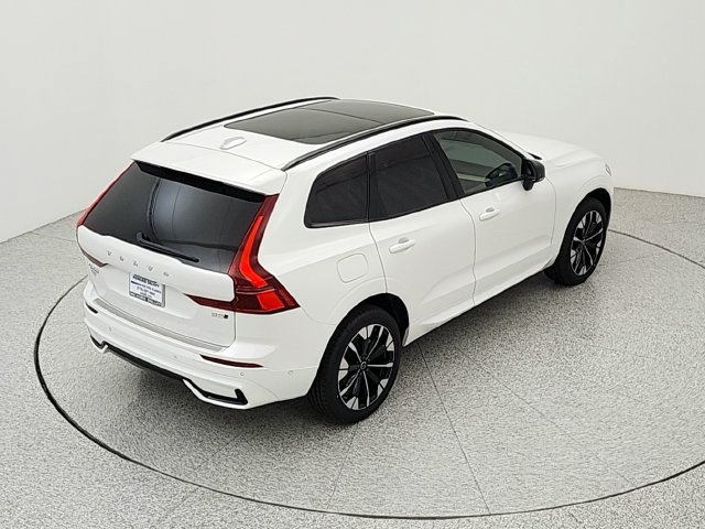 New 2026 Volvo XC60 B5 Plus w/ Protection Package Premier AWD/4WD image 34