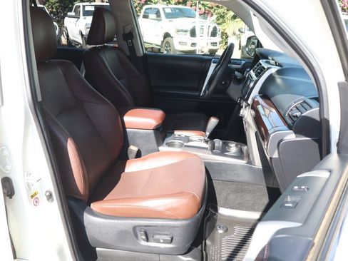 Used 2018 Toyota 4Runner Limited AWD/4WD image 47