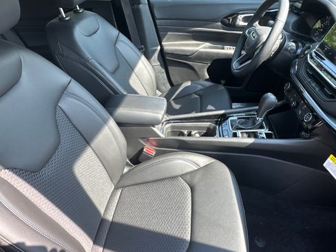 New 2026 Jeep Compass Latitude image 14