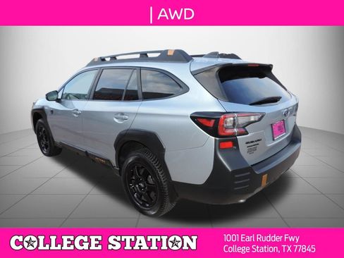 Used 2022 Subaru Outback Wilderness w/ Wilderness Package AWD/4WD image 6