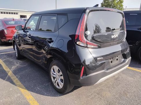 Used 2024 Kia Soul LX FWD image 5