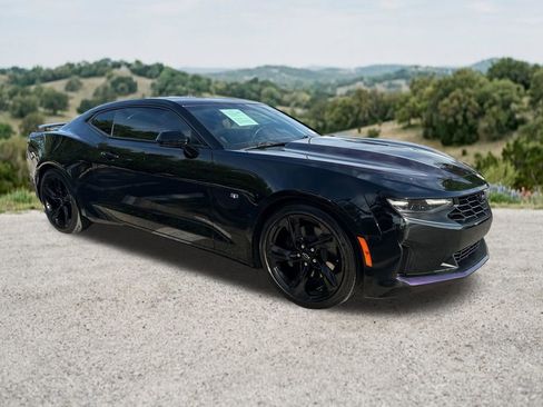 Used 2023 Chevrolet Camaro LT RWD image 1