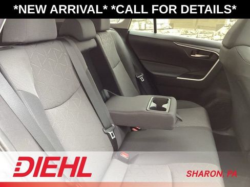 Used 2020 Toyota RAV4 XLE w/ Convenience Package AWD/4WD image 14