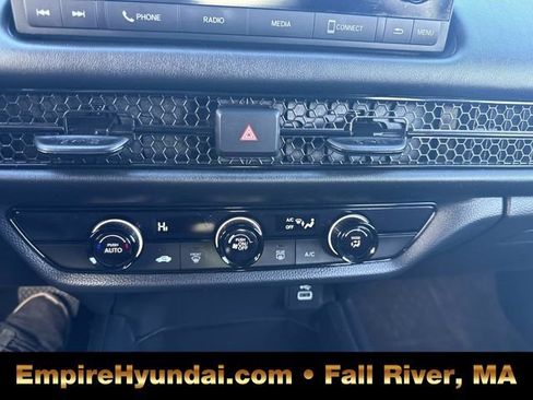 Used 2023 Honda HR-V LX image 23
