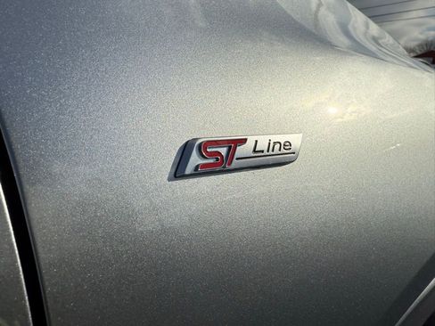 Used 2023 Ford Escape ST-Line w/ Tech Pack #1 image 10