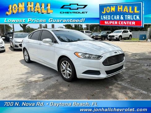 Used 2014 Ford Fusion SE FWD image 1
