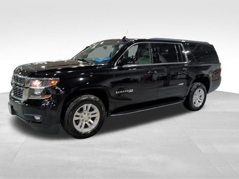Used 2020 Chevrolet Suburban LT image 3