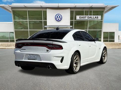 Used 2023 Dodge Charger Scat Pack RWD image 3