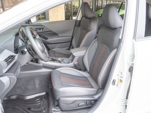 Certified 2025 Subaru Crosstrek 2.5i Limited w/ Popular Package #4A image 8