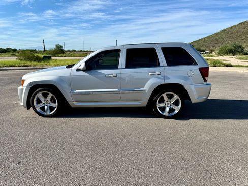 Used 2007 Jeep Grand Cherokee SRT8 w/ SRT Option Group I AWD/4WD image 13