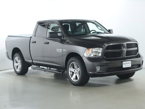 Used 2017 RAM 1500 Express w/ Express Value Package image 9
