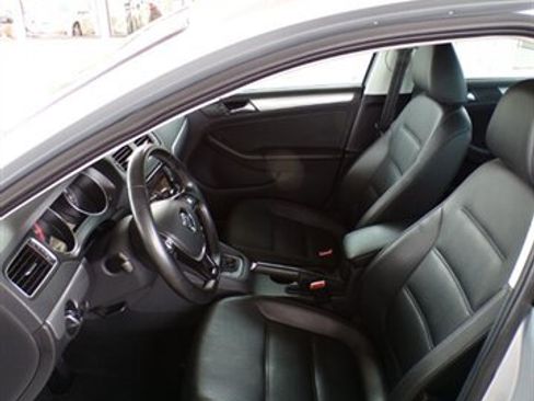 Used 2015 Volkswagen Jetta SE image 14