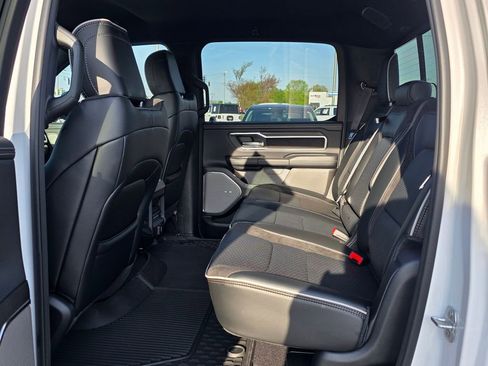 New 2026 RAM 1500 Laramie AWD/4WD image 32