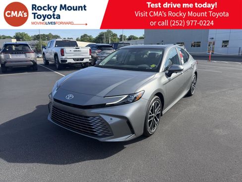 New 2026 Toyota Camry XLE FWD image 3