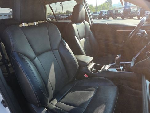 Used 2023 Subaru Outback Limited image 19