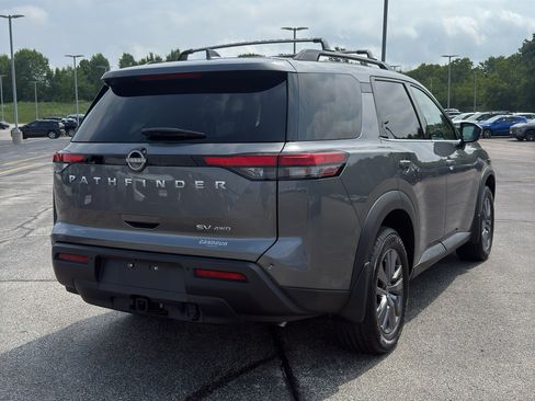 Certified 2023 Nissan Pathfinder SV w/ SV Premium Package AWD/4WD image 5