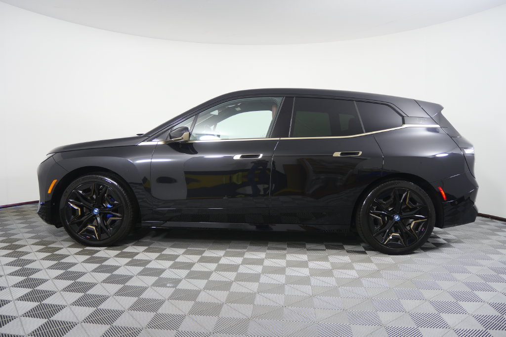 Used 2024 BMW iX M60 AWD/4WD image 7