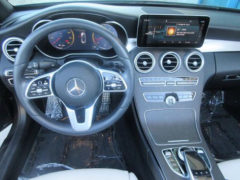 Used 2020 Mercedes-Benz C 300 Cabriolet image 33