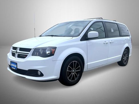 Used 2018 Dodge Grand Caravan GT FWD image 1