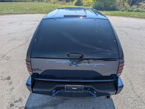 Used 2004 Chevrolet Blazer LS w/ Preferred Equipment Group image 28