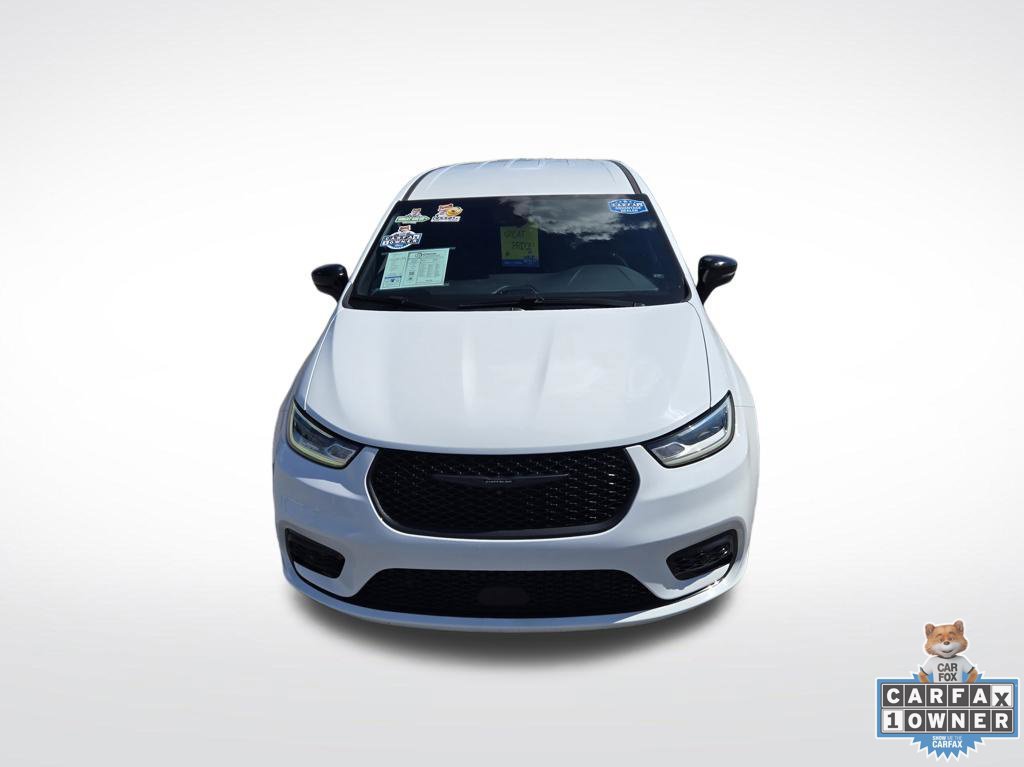 Used 2024 Chrysler Pacifica Limited FWD image 72