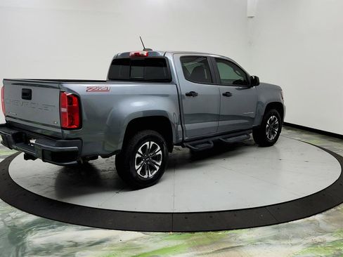 Used 2021 Chevrolet Colorado Z71 w/ Safety Package RWD image 5
