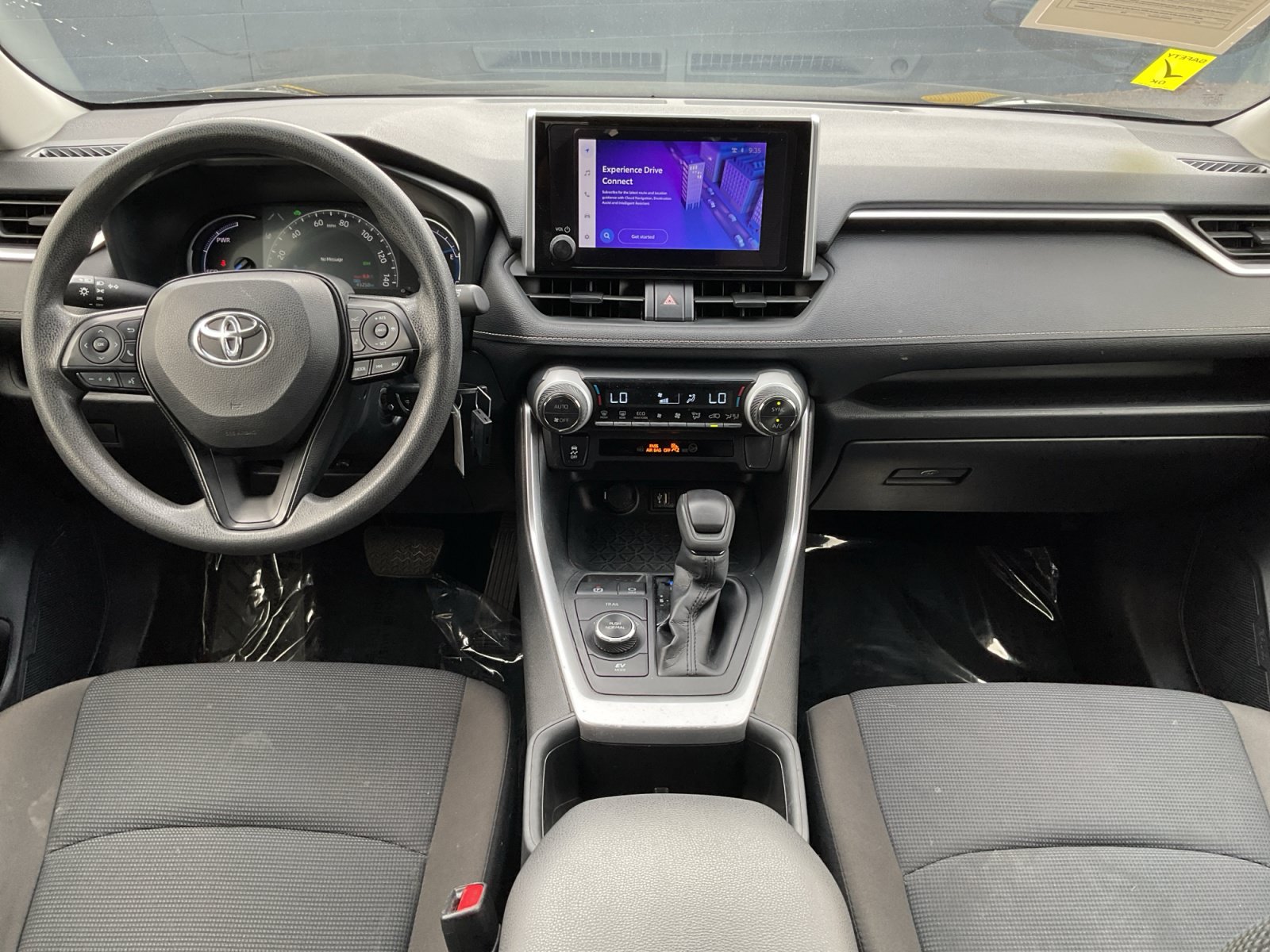 Used 2024 Toyota RAV4 LE AWD/4WD image 15