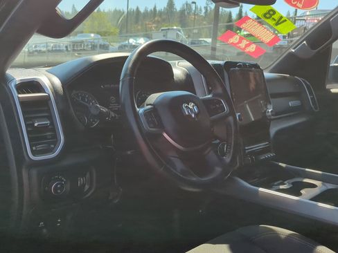 Used 2023 RAM 1500 Big Horn AWD/4WD image 11