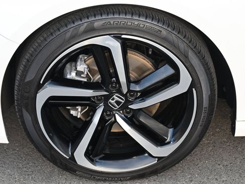 Used 2020 Honda Accord Sport image 6