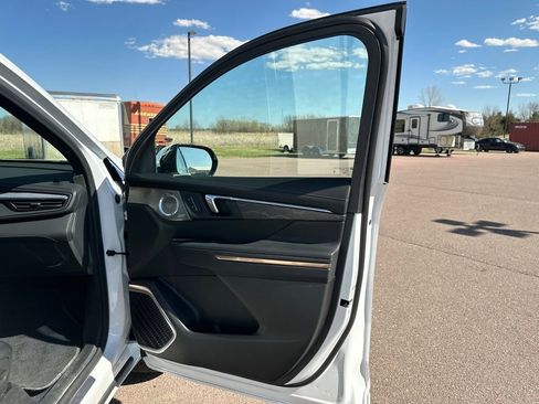 Used 2025 Buick Enclave Avenir w/ Super Cruise Package image 30