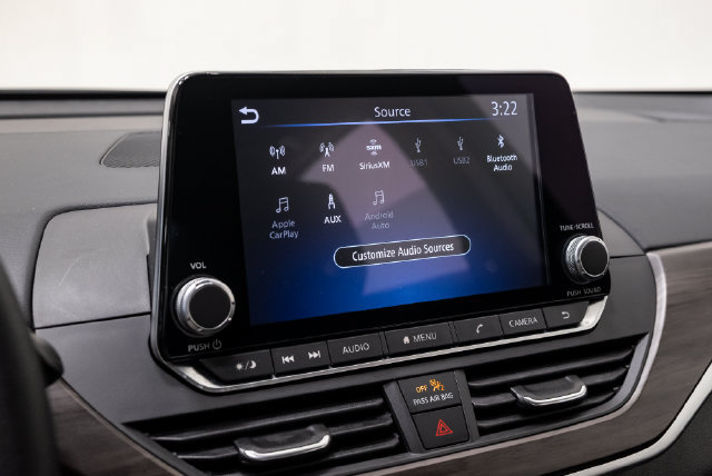 Used 2025 Nissan Altima 2.5 SV AWD/4WD image 18