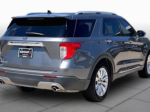 Used 2021 Ford Explorer Limited w/ Equipment Group 301A RWD image 11