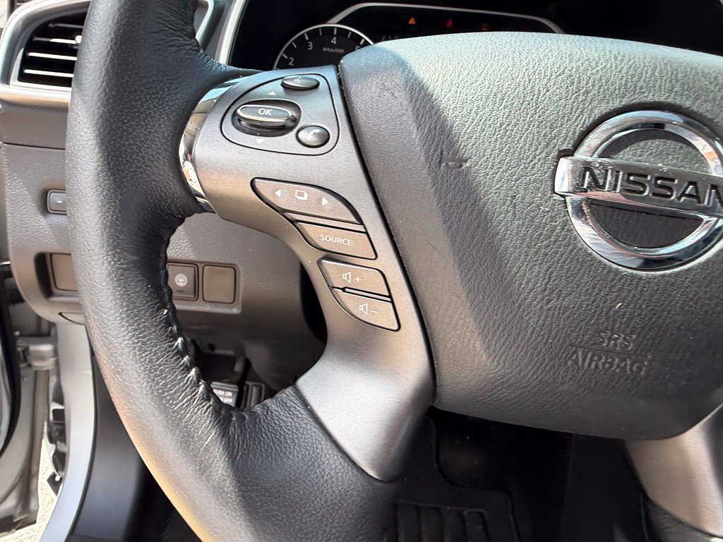 Used 2020 Nissan Murano SV FWD image 25