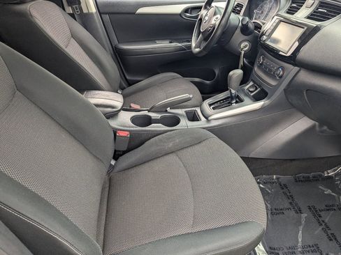 Used 2019 Nissan Sentra S FWD image 9