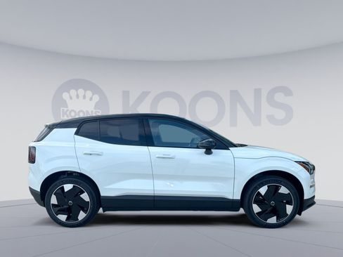 New 2026 Volvo EX30 Plus w/ Protection Package Premier RWD image 8
