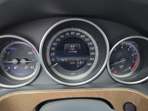 Used 2014 Mercedes-Benz E 350 Sedan image 20