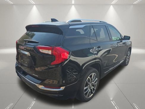 Used 2024 GMC Terrain Denali w/ Denali Premium Package image 5