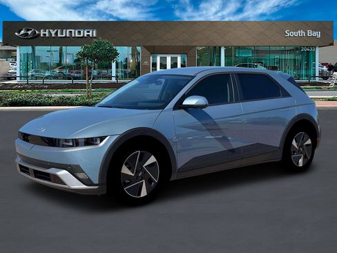New 2026 Hyundai Ioniq 5 SEL image 2